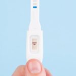 Ребёнок На Четверых Постер